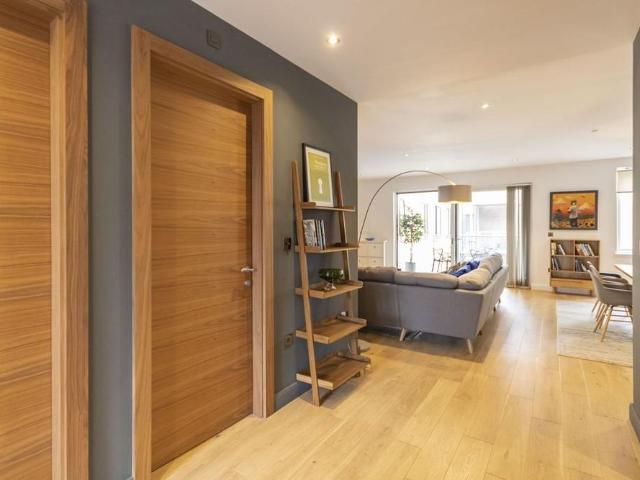 Apartment for rent in City Centre, Georgia