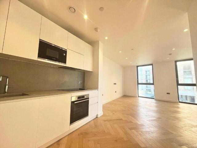 Flat for rent in Dollis Hill, Greater London