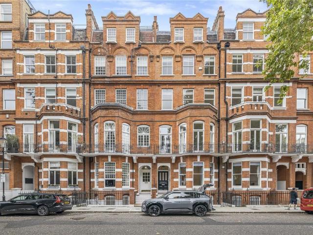 Flat for rent in Chelsea, Greater London