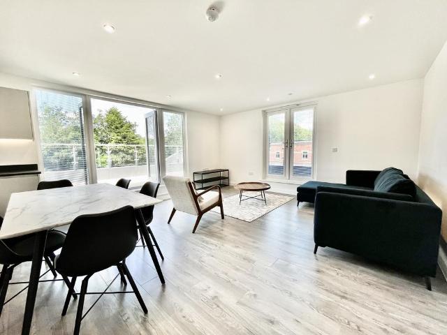 Flat for rent in Burley, West Yorkshire