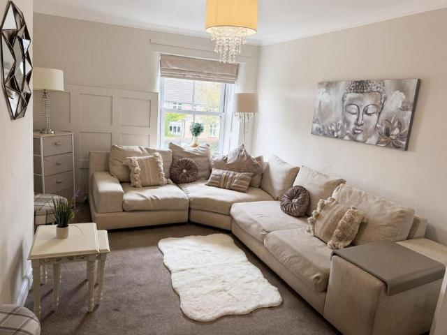 Apartment for rent in Brandon Village, Brandon