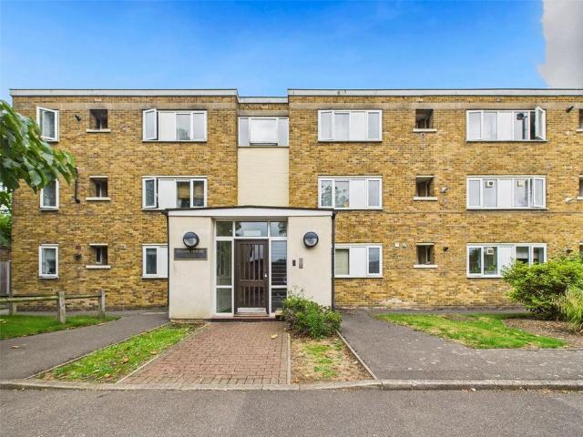 Apartment for rent in Whitton, Greater London