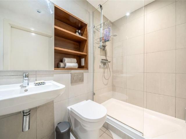 Apartment for rent in Kidbrooke Village, Greater London