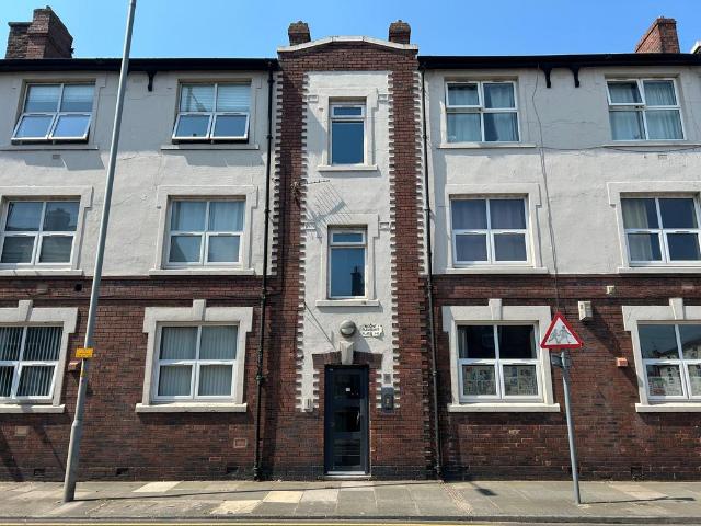 Flat for rent in Waterloo, Great Crosby