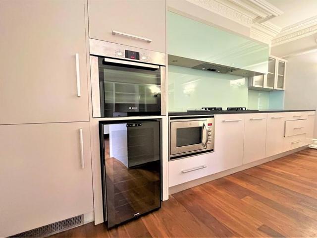 Apartment for rent in Victoria, Greater London