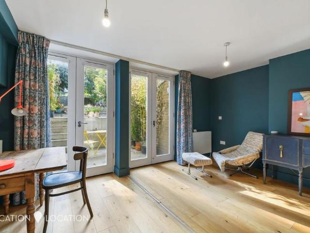 Apartment for rent in Upper Clapton, Greater London