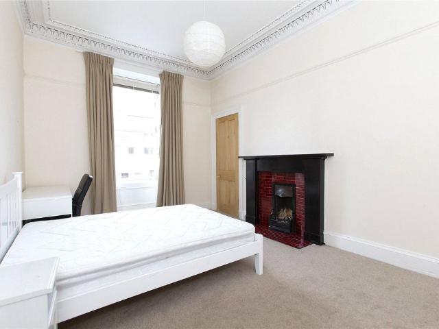 Apartment for rent in Marchmont, Scotland