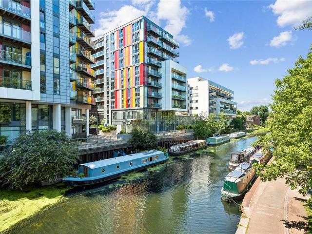 Flat for rent in Hackney Wick, Greater London