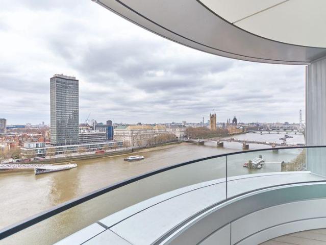 Flat for rent in Vauxhall, Greater London