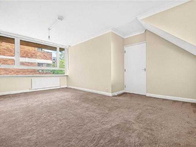 Apartment for rent in Tachbrook Estate, Greater London