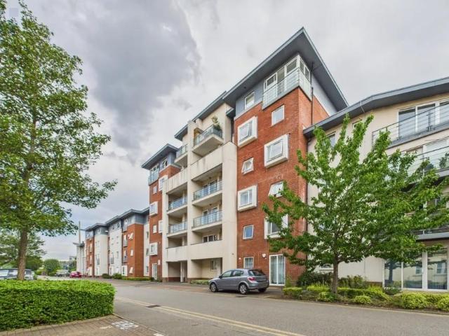 Flat for rent in Walton, Aylesbury