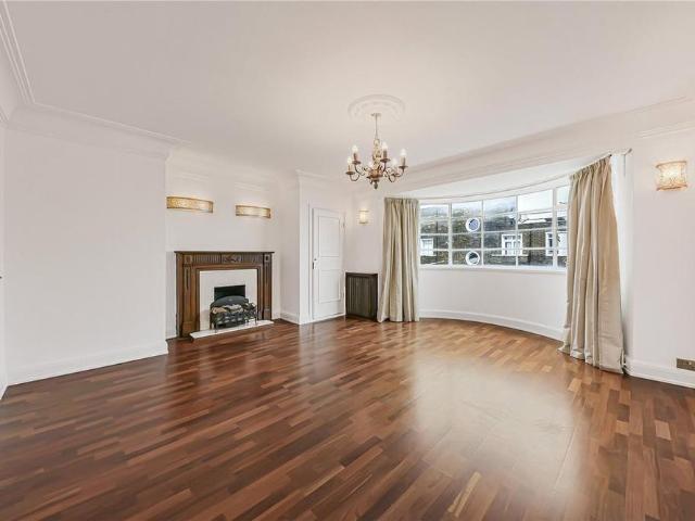 Apartment for rent in St. John's Wood, Isle Of Man