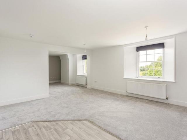 Apartment for rent in Sandown Park, Kent
