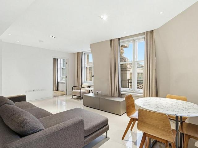 Apartment for rent in Soho, Greater London