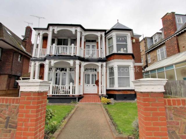 Flat for rent in Alton Barnes, Essex