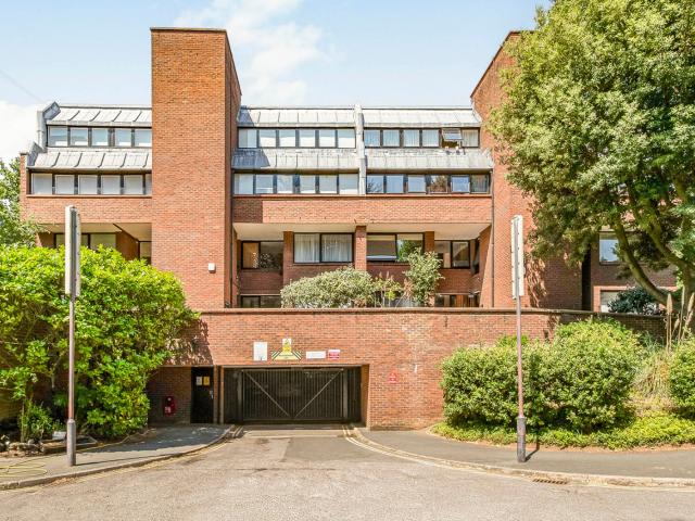 Apartment for rent in Golders Green, Greater London
