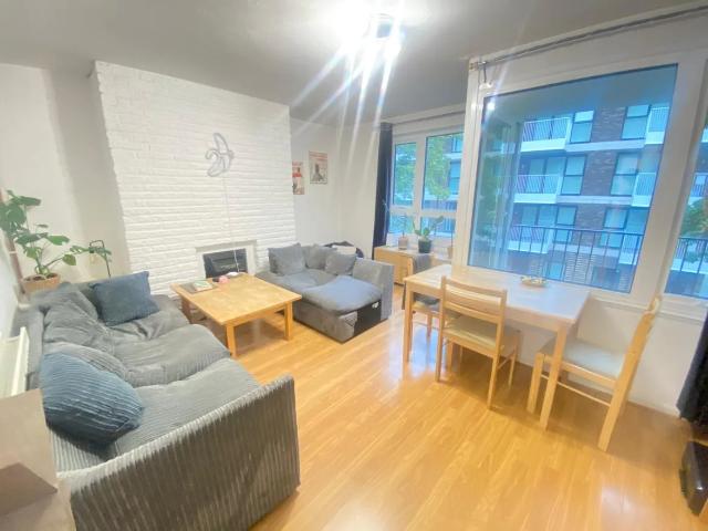 Apartment for rent in Stockwell, Greater London