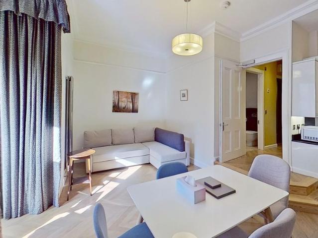 Apartment for rent in Old Town, Scotland