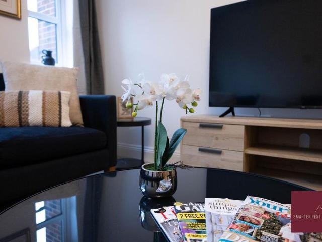 Apartment for rent in Hart, Hampshire
