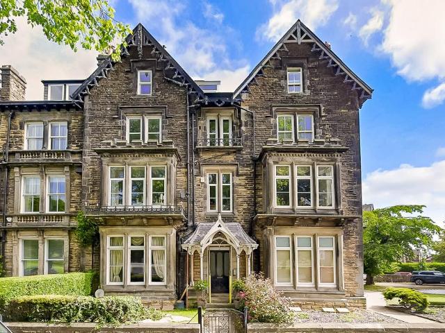 Flat for rent in High Harrogate, Harrogate