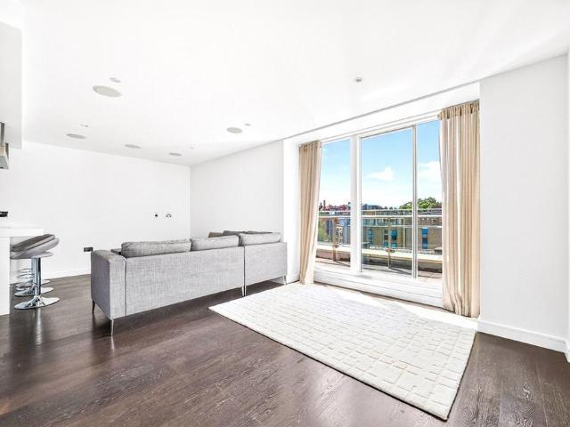 Flat for rent in Pimlico, Greater London