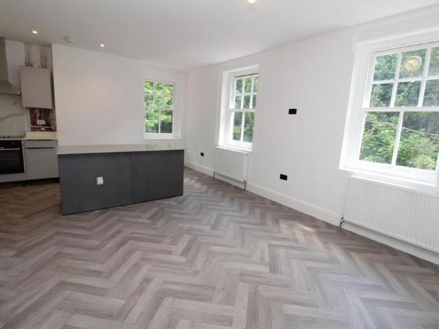 Apartment for rent in Farnborough, Greater London