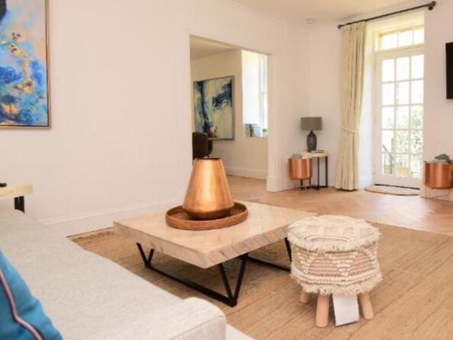 Apartment for rent in Silvermills, New Town