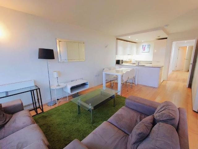 Apartment for rent in Hayes, Greater London