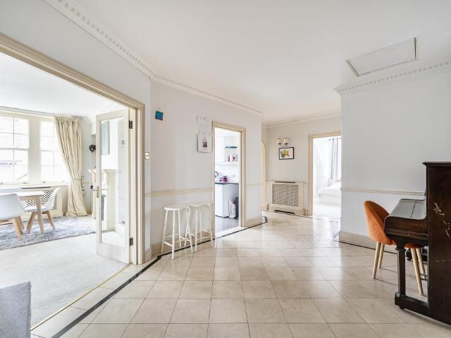 Flat for rent in South Hampstead, Isle Of Man