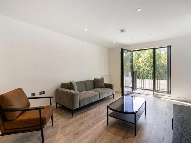 Apartment for rent in Slough