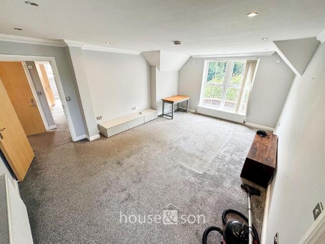 Apartment for rent in Charminster, East Dorset