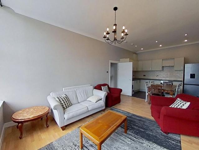 Apartment for rent in Gayfield, Broughton