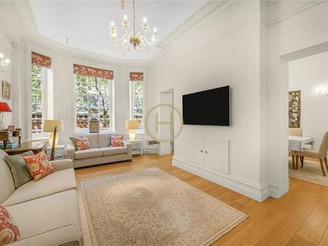Apartment for rent in Saint Giles, Bloomsbury