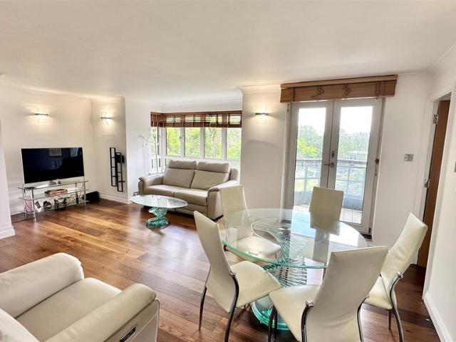 Flat for rent in Kensal Town, Maida Vale