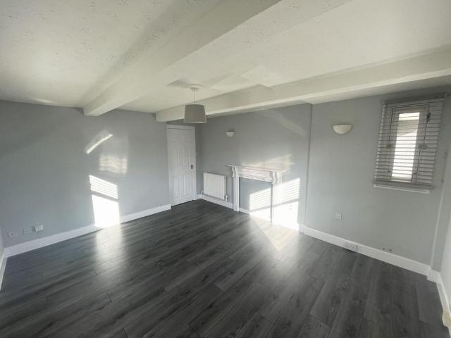 Apartment for rent in Johnstone Castle, Flushing