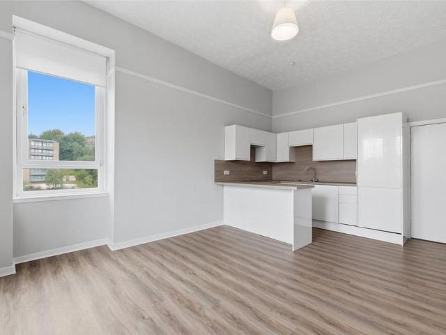 Apartment for rent in Woodside, Scotland