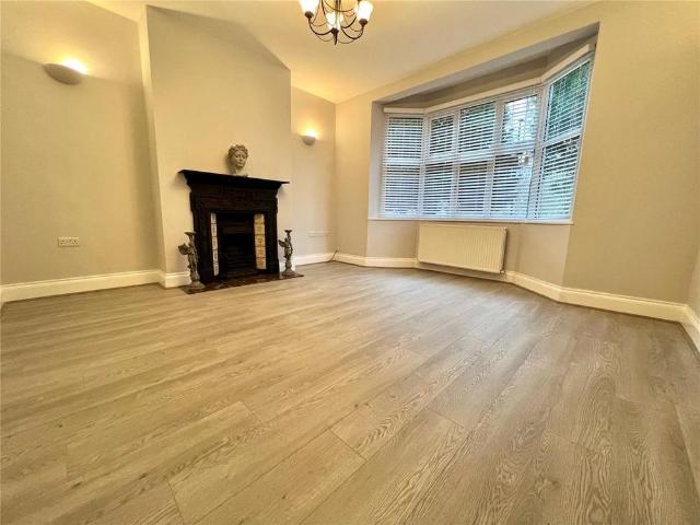 Apartment for rent in Palmers Green, Isle Of Man