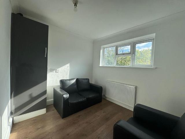 Apartment for rent in London Borough of Lewisham, New Cross