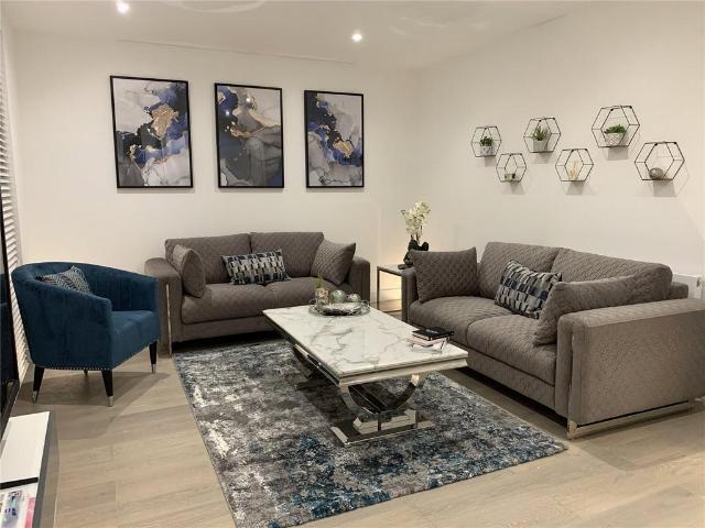 Flat for rent in Ickenham, Greater London