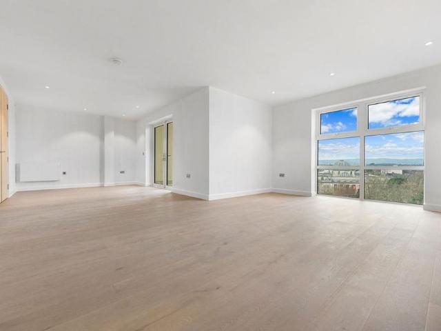 Apartment for rent in Castle Quarter, Cardiff