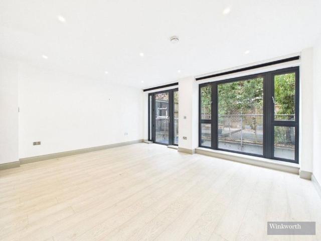 Apartment for rent in Surbiton, Greater London