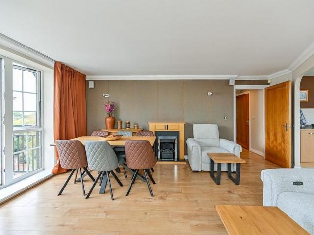 Apartment for rent in Newtown, Reading