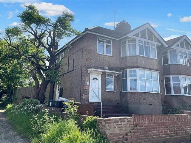 Flat for rent in Lane, Greater London