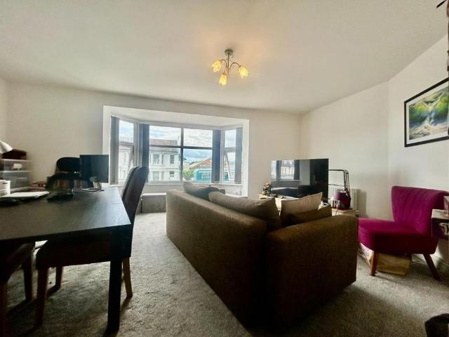 Apartment for rent in Wooburn, Loudwater