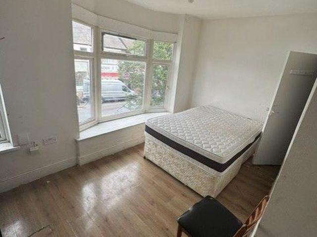 Flat for rent in Spring Park, Luton