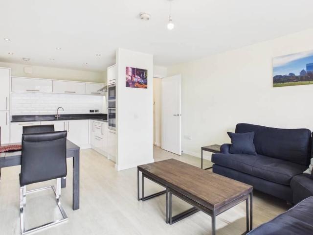 Apartment for rent in Gayfield, Broughton