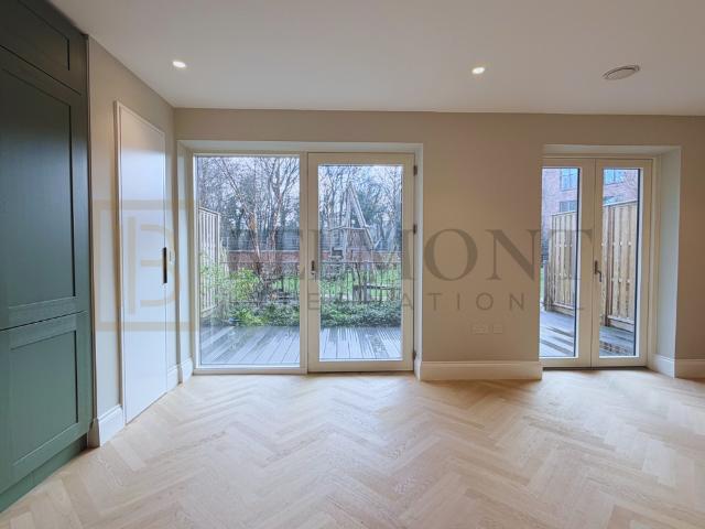Apartment for rent in Westminster, Victoria