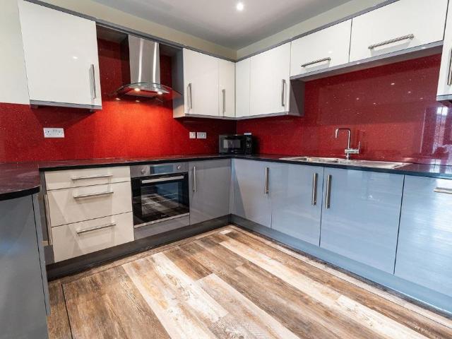 Flat for rent in Little Sheffield, South Yorkshire