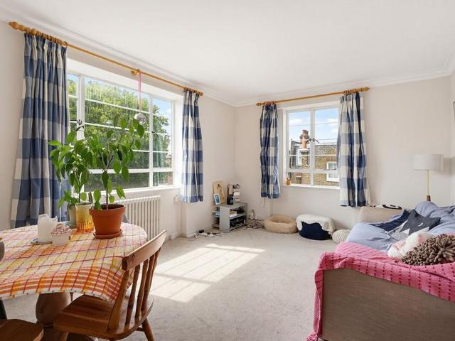 Apartment for rent in Balham, Greater London