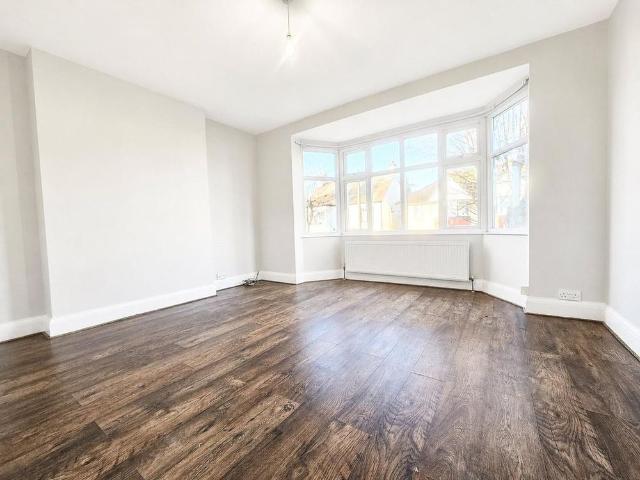 Apartment for rent in Alton Barnes, Essex